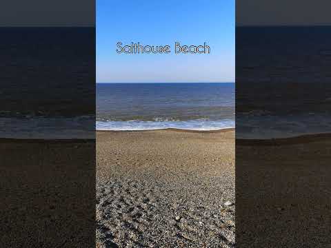 A sunny day at Salthouse Beach
