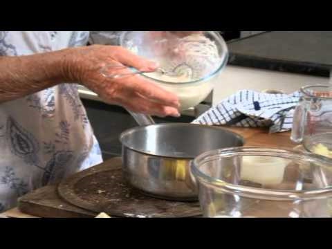 Video: Souffle Cake 