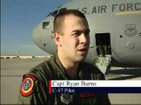 C-17 flies supplies into Haiti