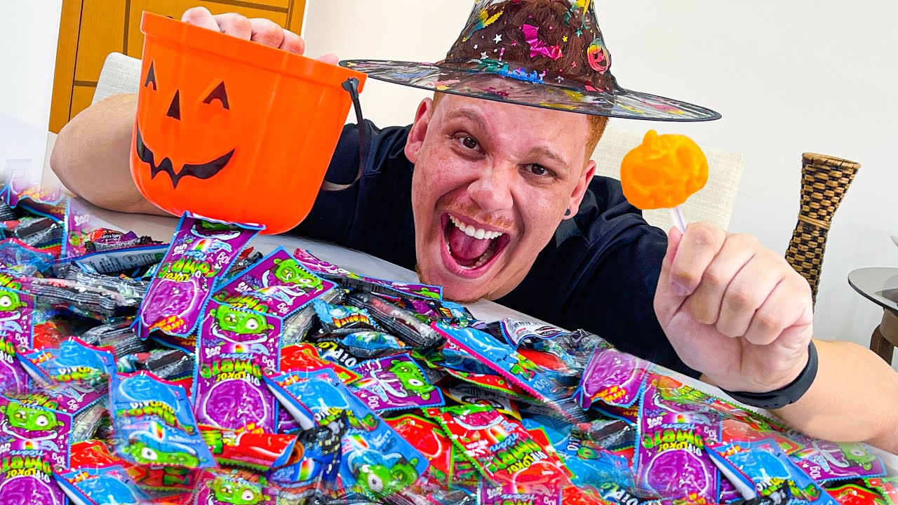 BIZARRO! TESTANDO OS DOCES DE HALLOWEEN MAIS MALUCOS E LEGAIS!