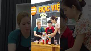 Mrs.Nhi Thực Hành Ra Ly Cùng Học Viên viral vinbar bartender congthucphache phache congthuc