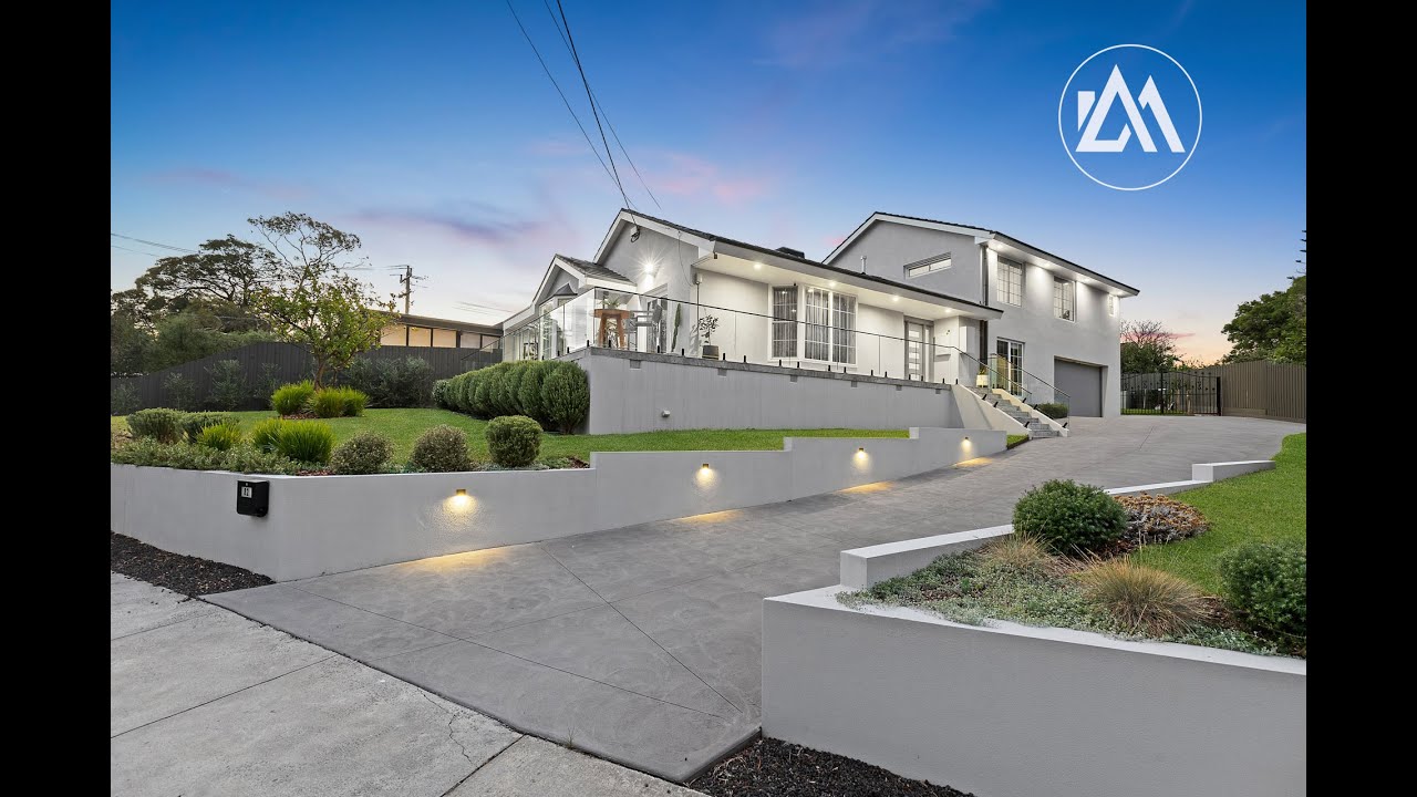 Property Tour - 82 Fleetwood Crescent, Frankston South