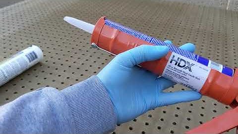 How to use a caulk gun - in under 1 minute - with tips and trick