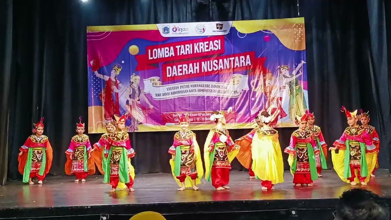 Tari Kreasi Daerah Nusantara. Tari Gelantik Cantik dari SD Tarakanita 5.