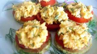 Закуска из кабачка, помидора, сыра и моркови с чесноком. Закуска из кабачка, помидора, сыра и моркови с чесноком.