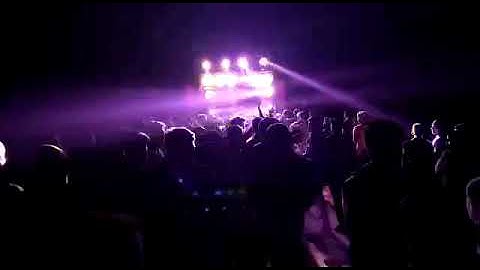 Barat gaye the DJ per bahut bheed tha mohalla raha tha naachne mein maja a Gaya 🤩