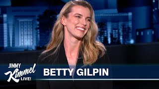 Betty Gilpin on Getting Jumped in NY, Playing Chris Pratt’s Wife & Her Ann Coulter Impression