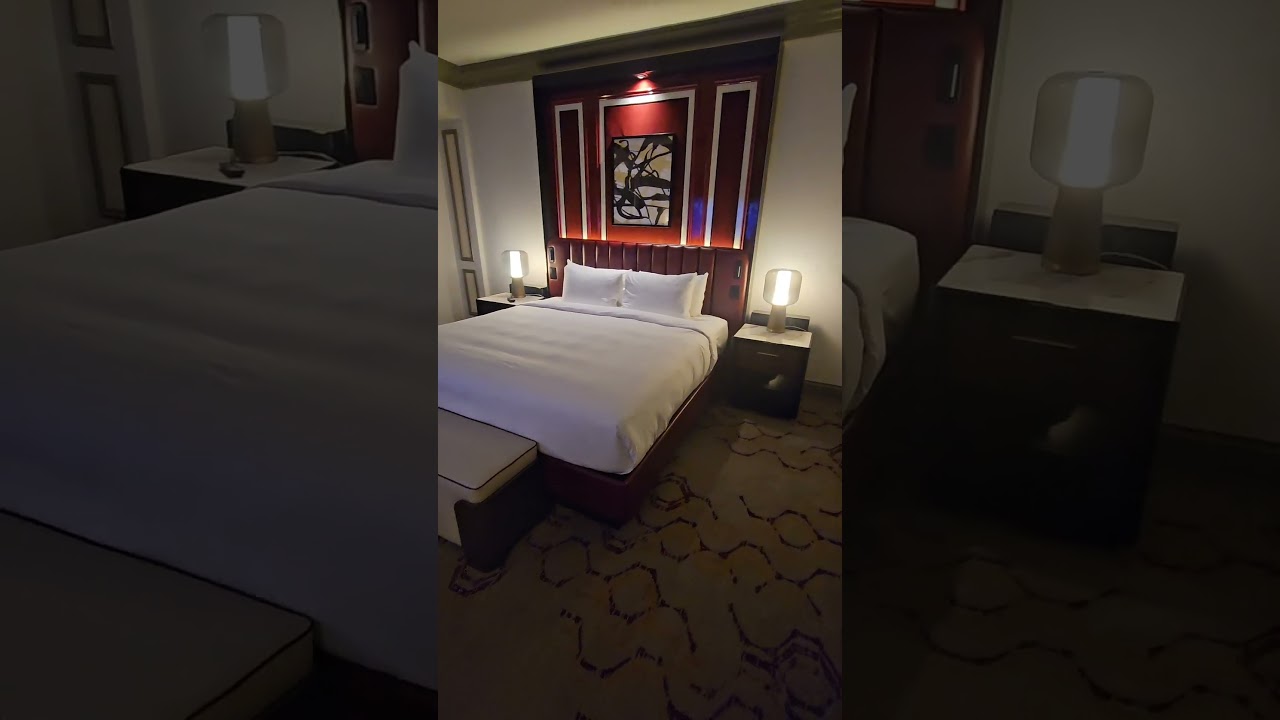 Недавно отремонтированный люкс с кроватью размера «king-size» в отеле Venetian стал лучше или хуж...