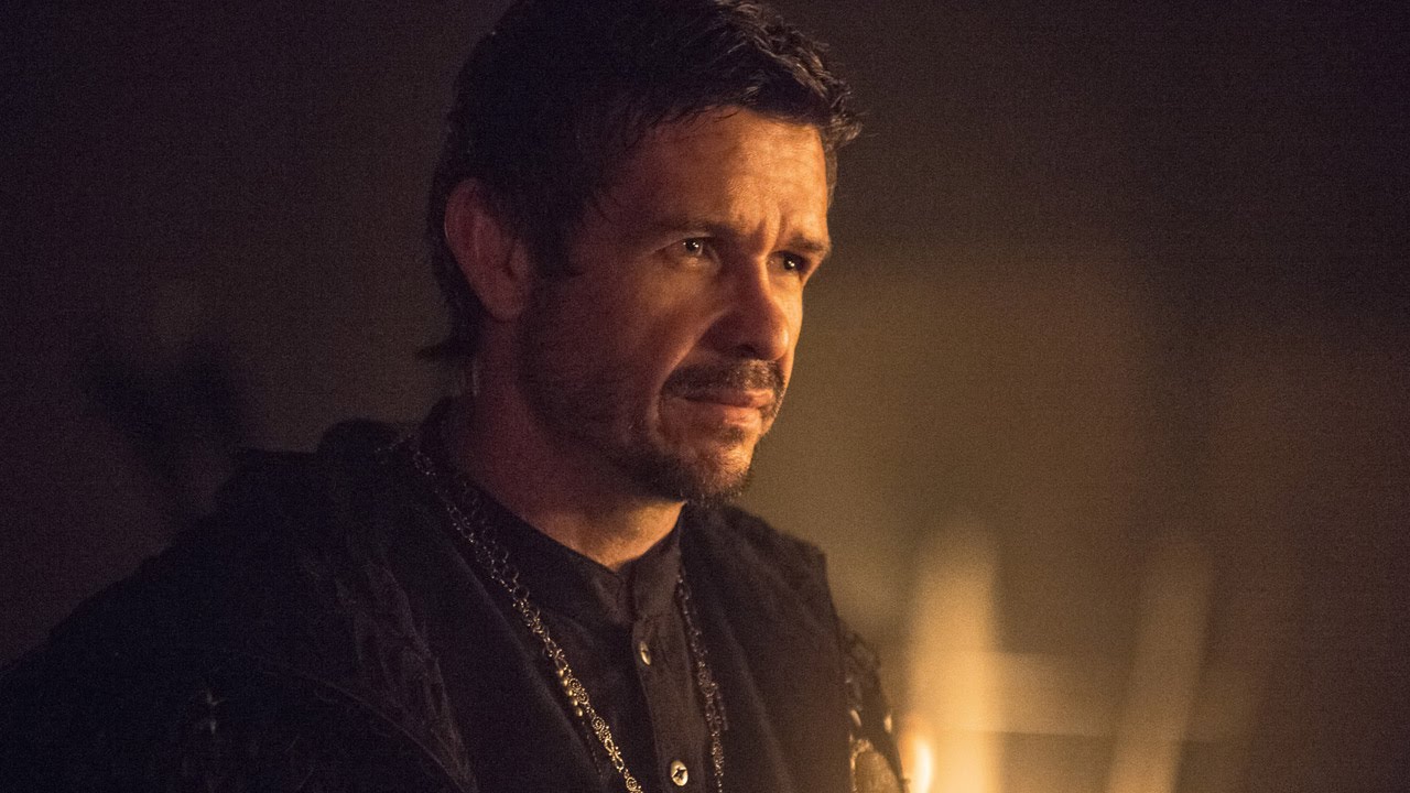 Arrow: Why This Ra's al Ghul Stands Out - IGN Conversations - YouTube.