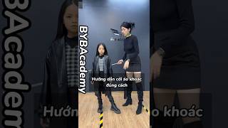 Hướng Dẫn Trình Diễn Ấn Tượng Với Áo Khoác | Instructions For Impressive Catwalk With Jacket