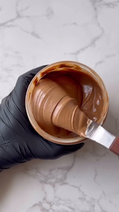 Valrhona Pecan Praline