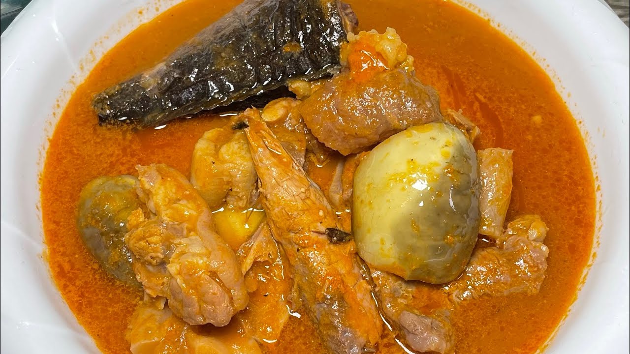 How to make Ghanaian  smoke fish and Toloobeef light soup with Fufu