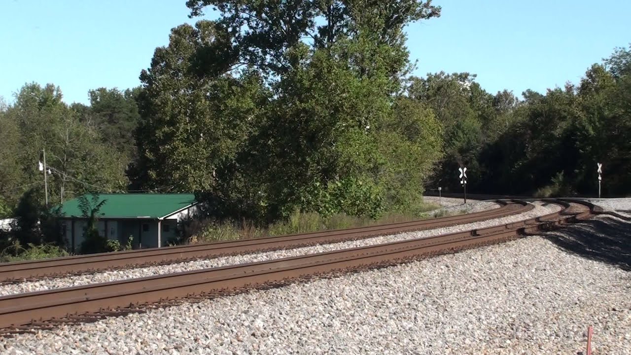NS 8114 Norfolk Southern Heritage ES44AC leads 197 at Strunk, Kentucky