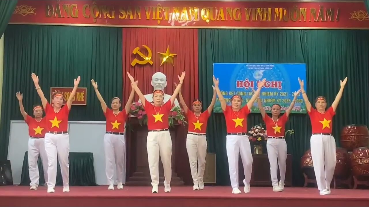 CLB Dưỡng sinh thôn Song Khê | Dân vũ | Đất nước trọn niềm vui |