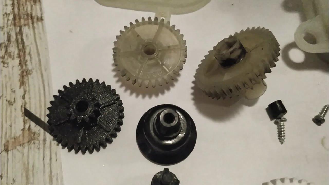 557818 шестерня привода ротора. шестерня привода зеркала мазда 6. шестерни для блендера скарлет. замена шестеренки. шестерня складывания зеркал pajero.