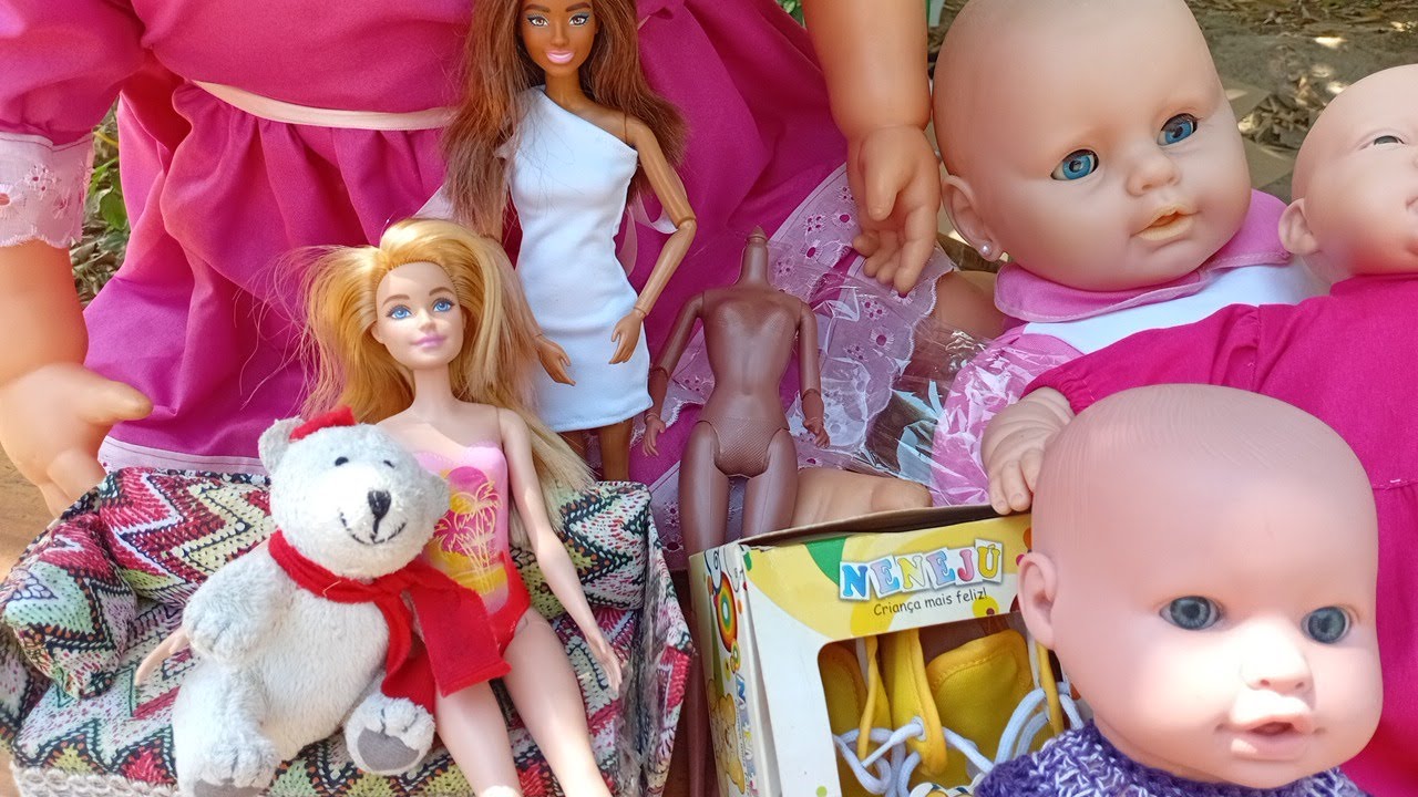 GANHEI BARBIES E BEBÊS DA ESTRELA