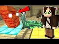 Minecraft: LUCKY WEAPON DEFENSE!!! (SURVIVE WITH EPIC SWORDS!) Mini-Game