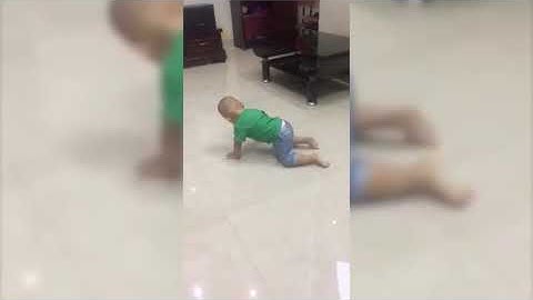 Đại tiệc ADM Gold Chuối - Nhóc siêu quậy nhảy múa đáng yêu