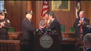 Mayor Sarno signs incoming Police Commissioner's contract
