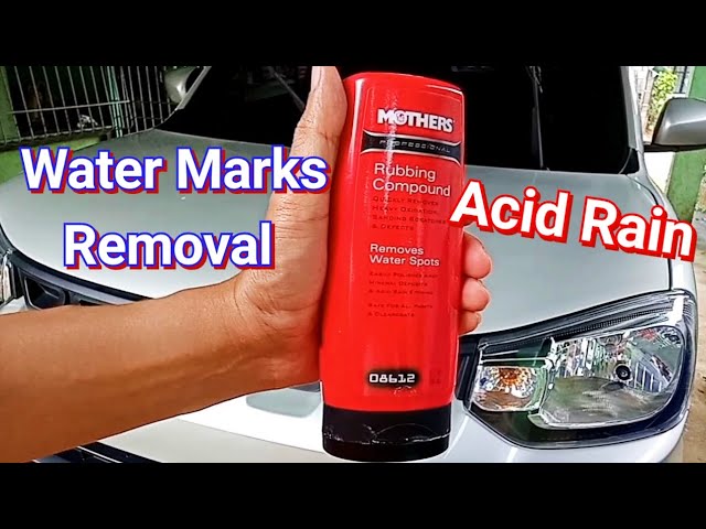 Meguiars Rubbing Compound removing a blemish on car 