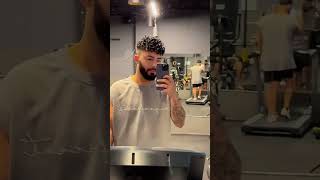 Kurtuluş Kuş Instagram Story Ayna Pozuşkuş