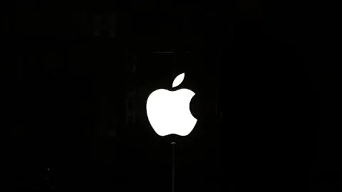 Warren Buffett on Apple: 'If it were cheaper, we'd be buying it'