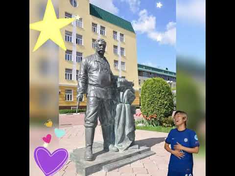 Памятники киногероям!