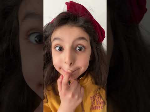Momo رفيف والما خوفونا متل مومو Funny Viral Youtubeshorts Mom Youtubevideo Humor Youtuber
