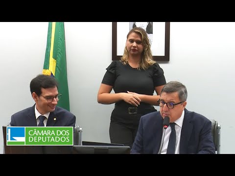 Vídeo do evento a partir de 1:12:40