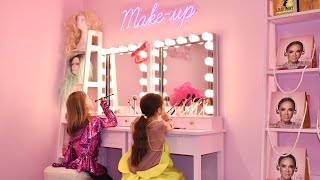 Kuća Showbiza U Minipolisu