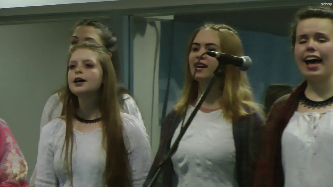 Szegedi Népzenei Kamaraműhely - Veres az ég is