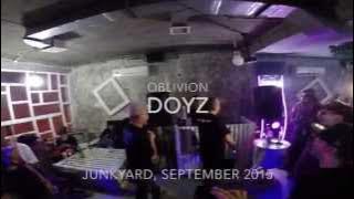DOYZ ft. Erik Probz (Blakumuh) - Oblivion Funktionary