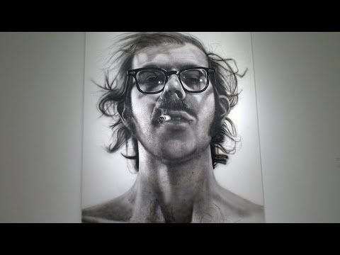 Video: Et utraditionelt kig på menneskekroppens form i Bill Dargins fotografier
