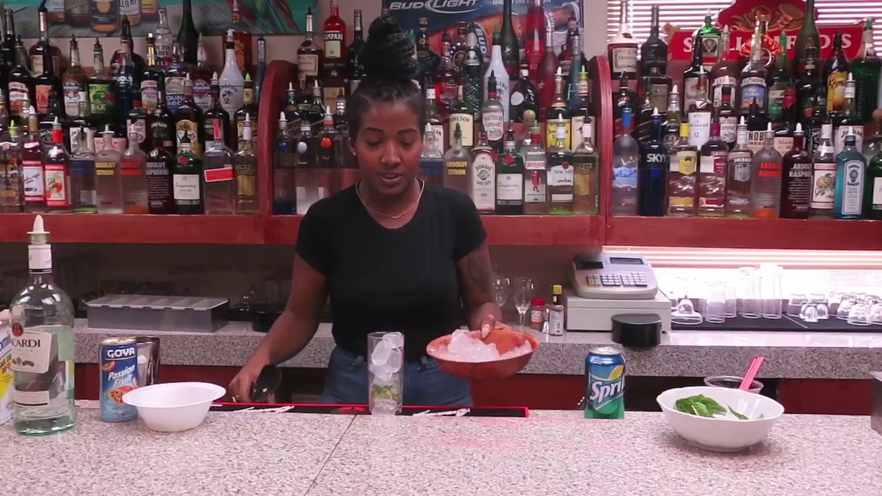 Refreshing Passion Fruit Mojito