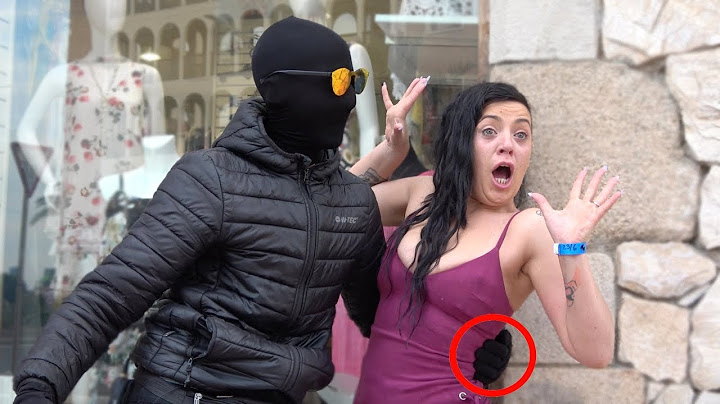 BROMA MANIQUÍ ASUSTANDO A DESCONOCIDOS 😂