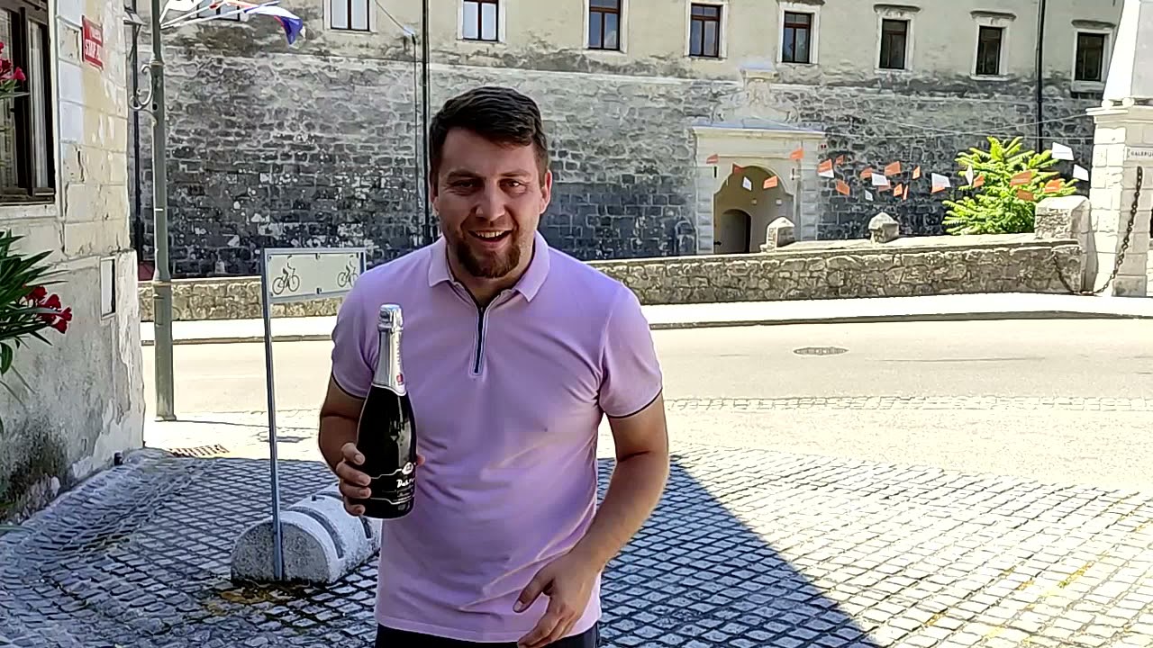 Brežice in klopca ljubezni ter moški v zagati :)