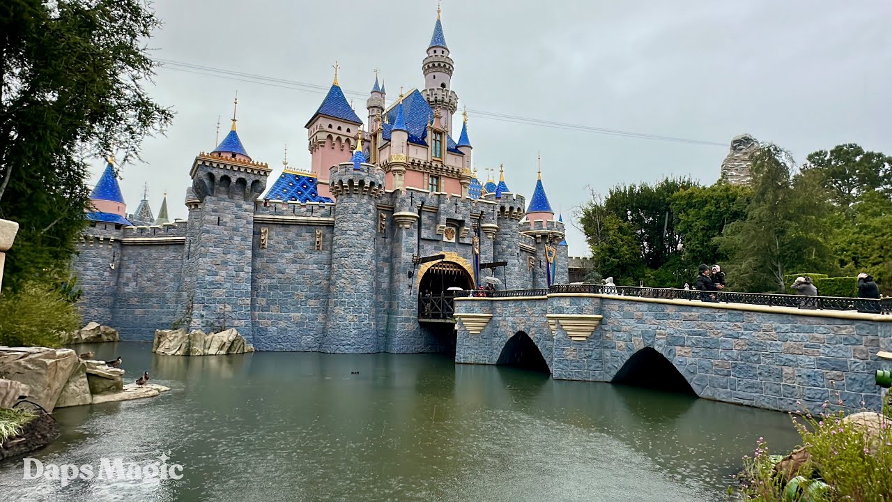 Sleeping Beauty Castle in the Rain | Dapsmosphere | Disneyland