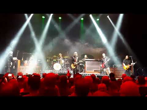 Payback's A Bitch - Blackberry Smoke