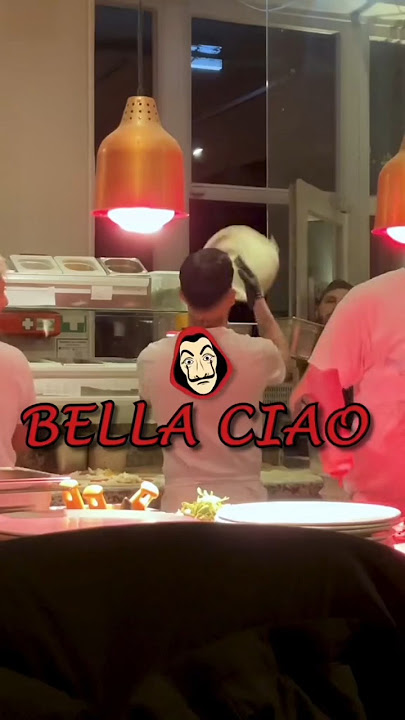 Bella Ciao in an Italian Restaurant (By: @JulienCohen )