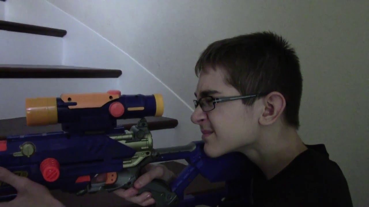 Nerf War The Assassin - YouTube