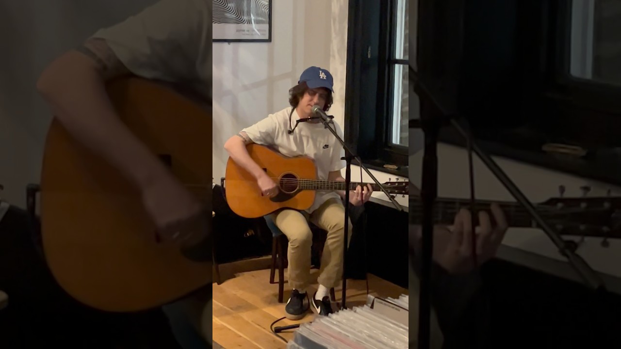 Johnny Lloyd Real Thing at Jacaranda Records Liverpool 2.4.25.