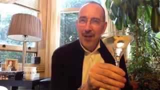 The Cool Blonde - INFUSION D'IRIS by Prada Review