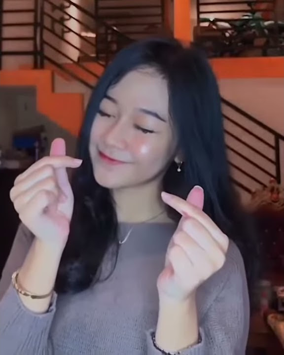 Polosan story 20 detik cantik njirrr cewek nya