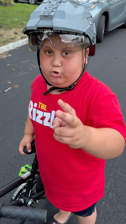 THE FOUR LEAF CLOVER‼️🚴🤫🤔 #therizzler #aura #xgames #fun #shorts