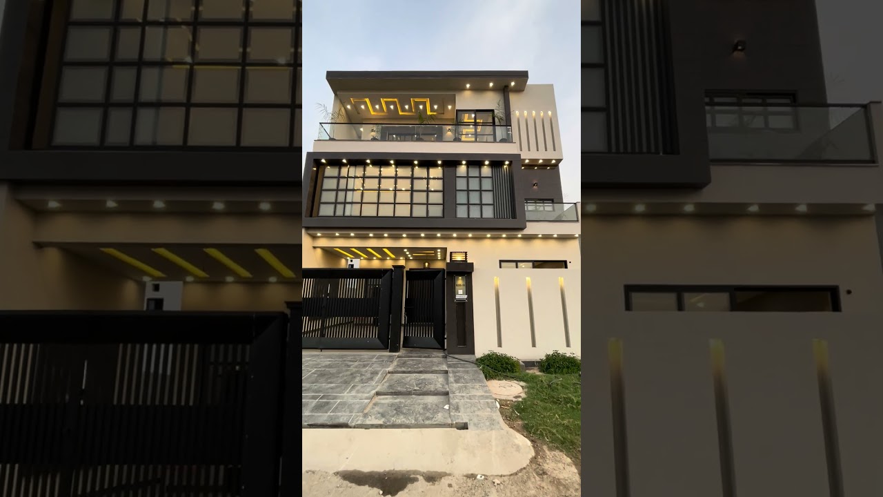 Brand new 7.50 marla triple story modern house for sale buch villas multan Pakistan.