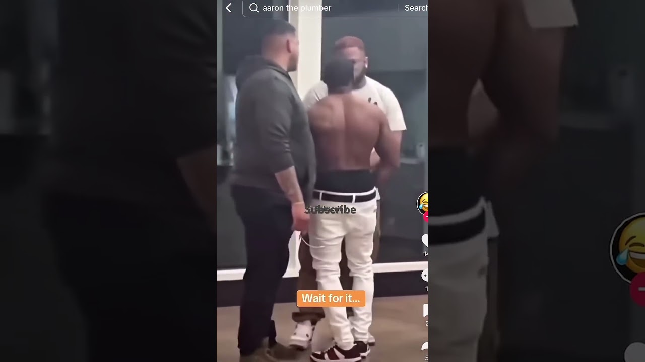 Aaron the plumber get split on by ray j security! Unreal 😱🎥