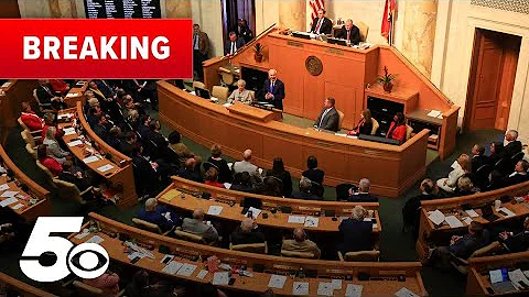 Arkansas officials respond to Roe v. Wade overturned by Supreme Court