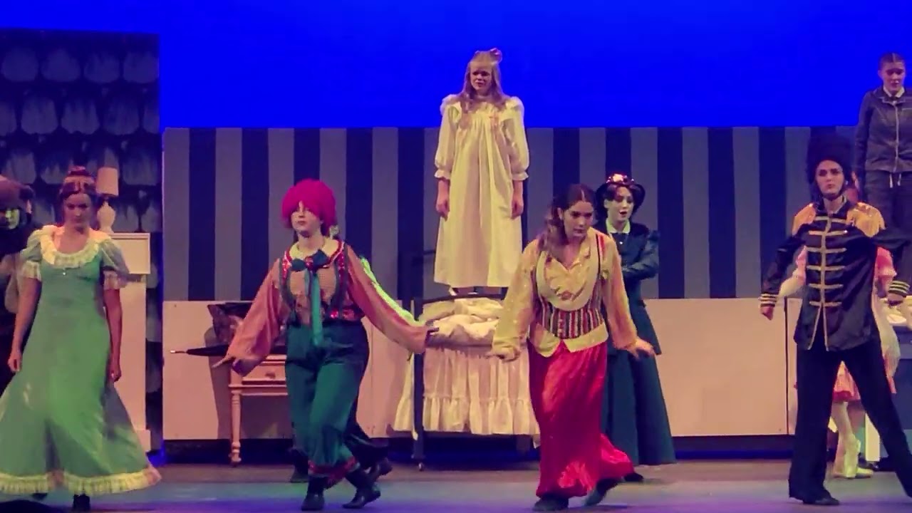 Mary Poppins - Playing the Game