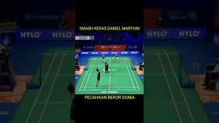 Smash Keras Daniel Marthin Pecahkan Rekor Dunia Resimi