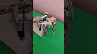 DIY Robotic Gripper Using Servo Motor #diyprojects #scienceproject